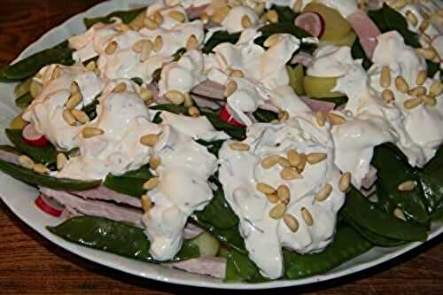 SALADE DE RATTES AUX POIS GOURMANDS, JAMBON BLANC ET RADIS ROSES