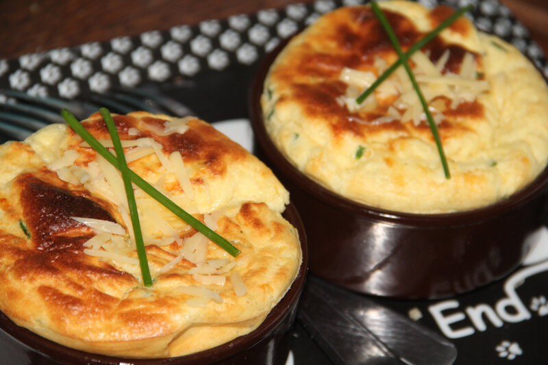 SOUFFLES AU COMTE ET A LA CIBOULETTE