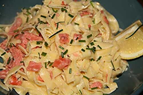 TAGLIATELLES FRAICHES AU SAUMON FUME