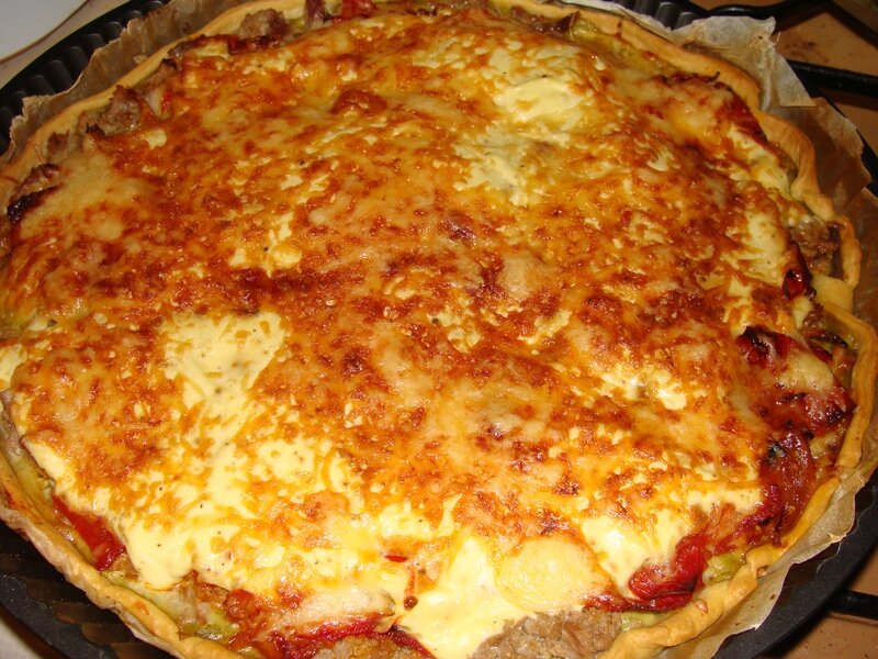 TARTE AU THON, TOMATES ET MOUTARDE VERTE