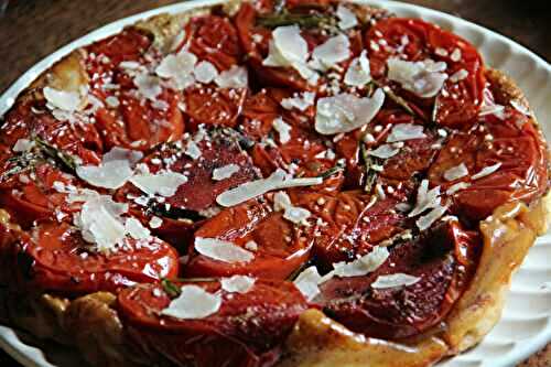 TARTE TATIN DE TOMATES A LA MOUTARDE