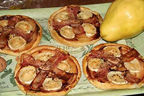 TARTES FINES AUX COINGS, CHEVRE, NOIX ET POITRINE FUMEE