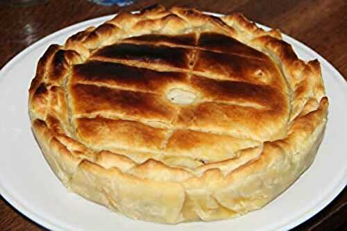 TOURTE POULET CHAMPIGNONS A LA BECHAMEL