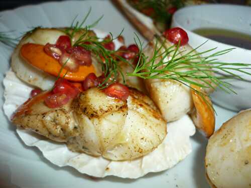 NOIX DE SAINT-JACQUES SAUTEES, VINAIGRETTE A LA GRENADE