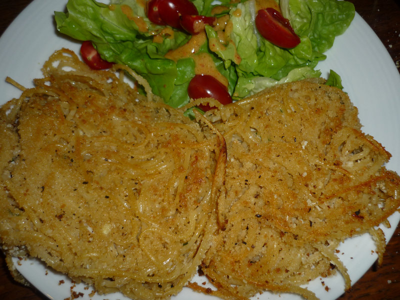 GALETTES DE SPAGHETTI AU CRABE (ISSUES DES CRAB CAKES)