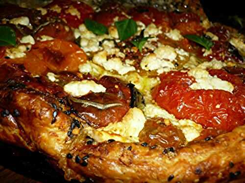 TARTE RUSTIQUE TOMATES, MOUTARDE ET FETA