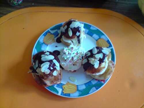 Profiteroles au chocolat