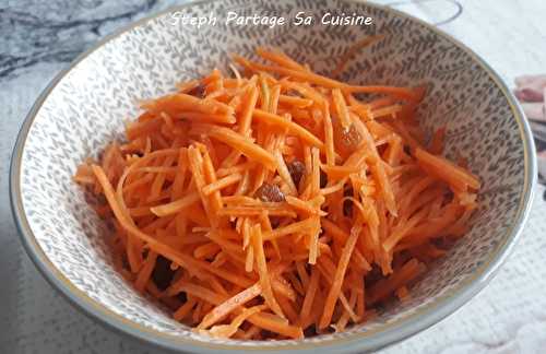 Salade de carottes râpées et vinaigrette à l'orange et au miel - Steph Partage sa Cuisine