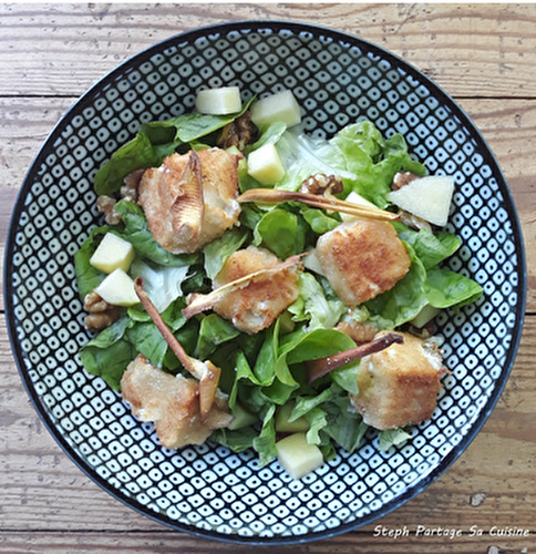 Salade de chèvre pané et chips de pomme