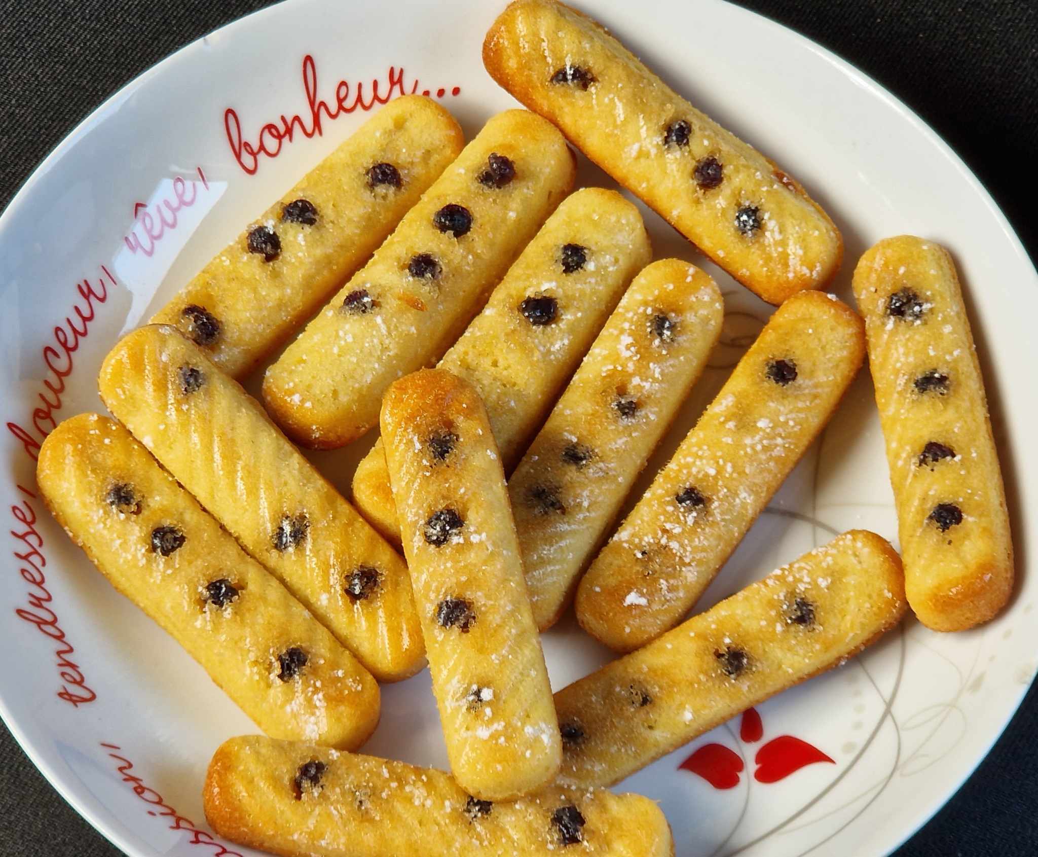 Madeleines Allongées aux Myrtilles