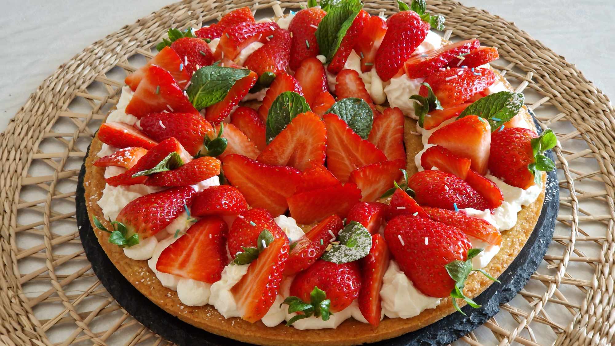 Tarte Couronne Fraises Chantilly