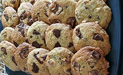 Cookies aux Blancs d’œufs et Restes de Chocolat