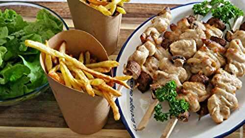 Brochettes de Porc & Frites Allumettes