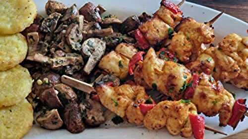 Brochettes de Poulet et Champignons à l’Ail