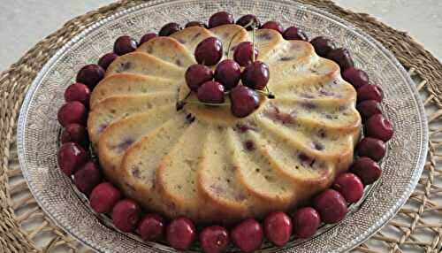 Gâteau Madeleine aux Cerises