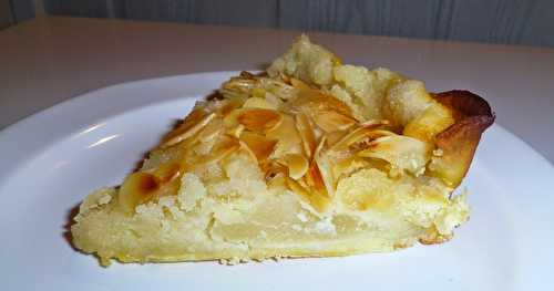 La très parisienne tarte bourdaloue: Poires et crème aux amandes