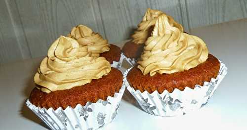 Un chti cupcake : Cupcake aux carambars et crème montée aux spéculoos