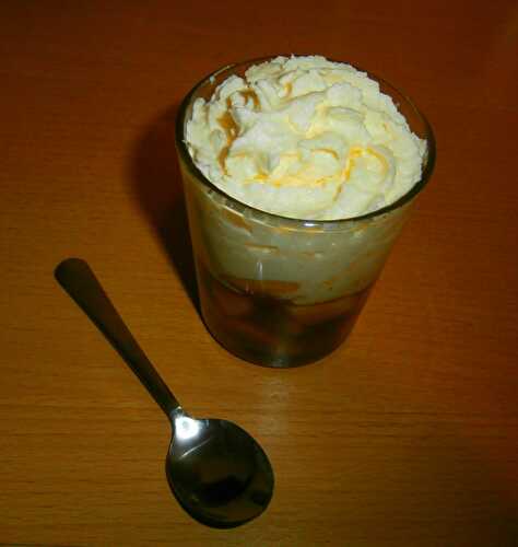 Verrine poire caramélisé et chantilly