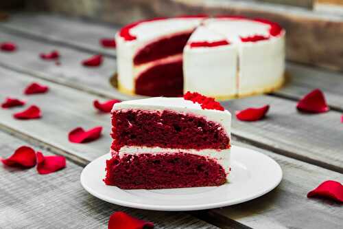 Recette Red Velvet Cake facile, le layer cake rouge flamboyant