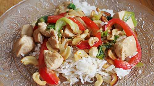 Poulet sauté aux noix de cajou