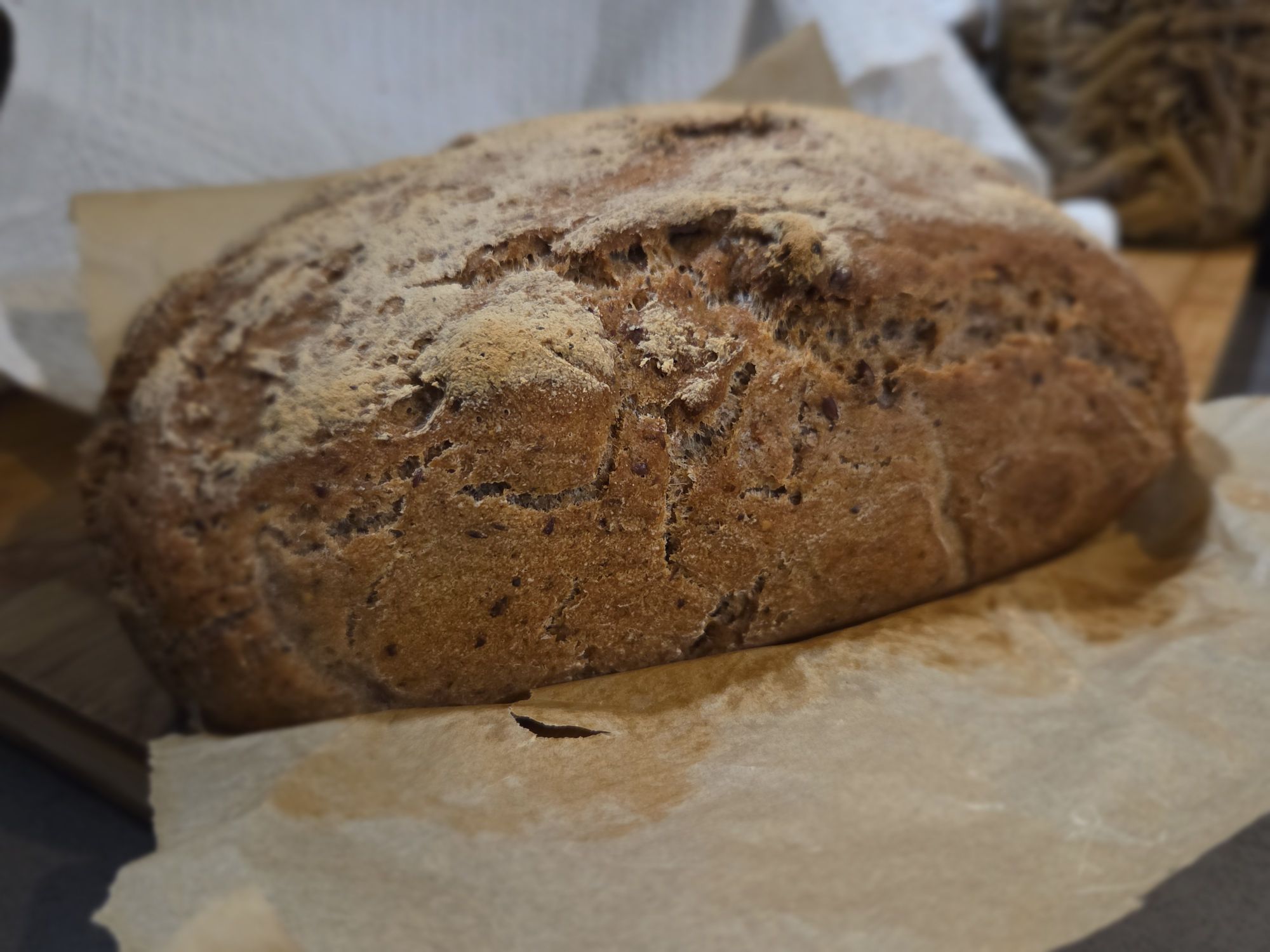 Pain au levain sans gluten (riz, sarrasin, châtaigne)