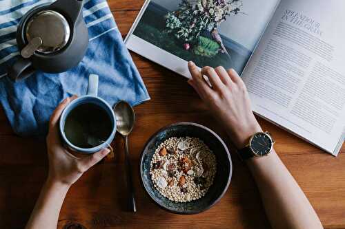 Porridge aux flocons d'avoine à l'acérola