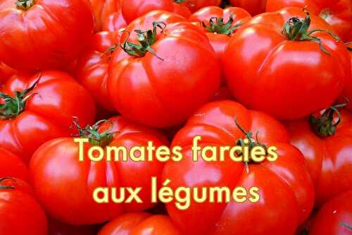 Tomates farcies aux légumes au poivre sauvage de Madagascar