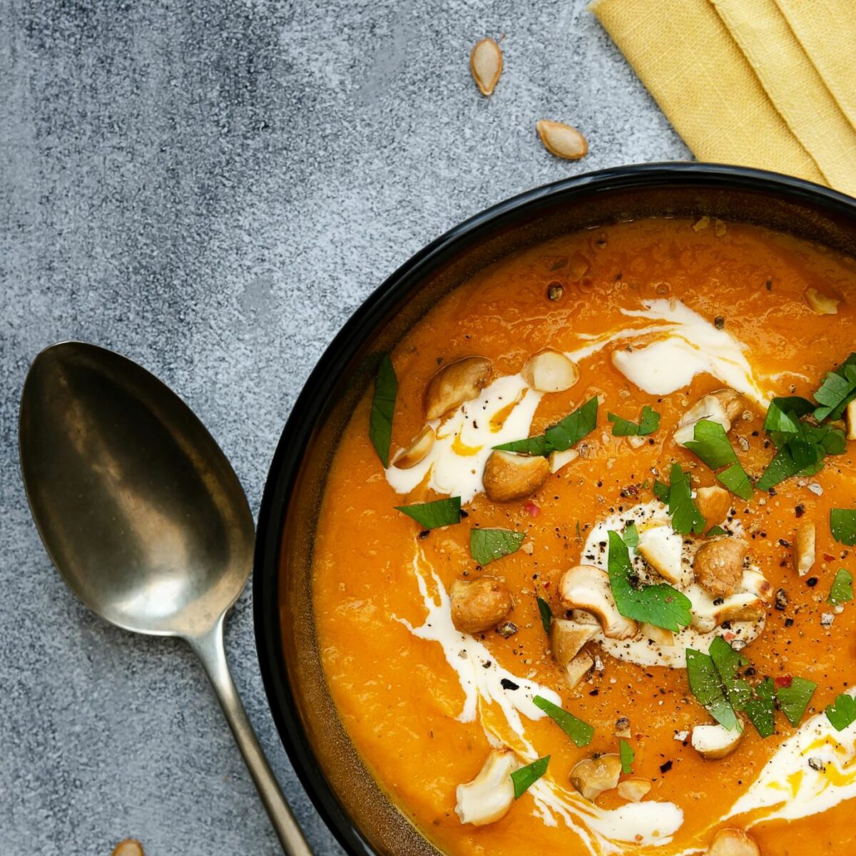 Velouté de potimarron à la vanille et au poivre sauvage