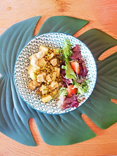 Sauté de porc à l'ananas et aux petits pois