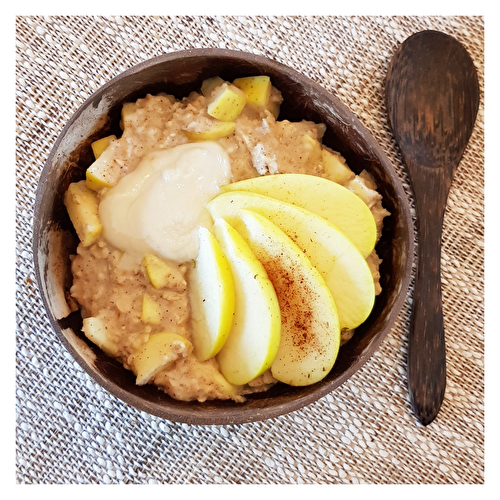 Porridge pomme cannelle au lait d'amandes