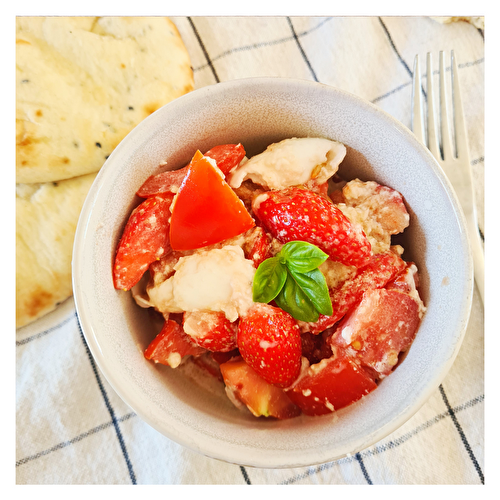 Salade tomates, fraises et mozzarella