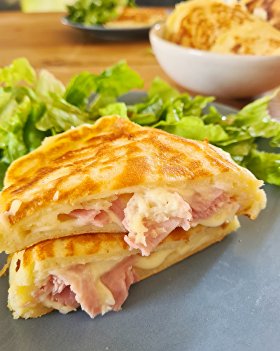 Pancakes fourrés jambon-fromage