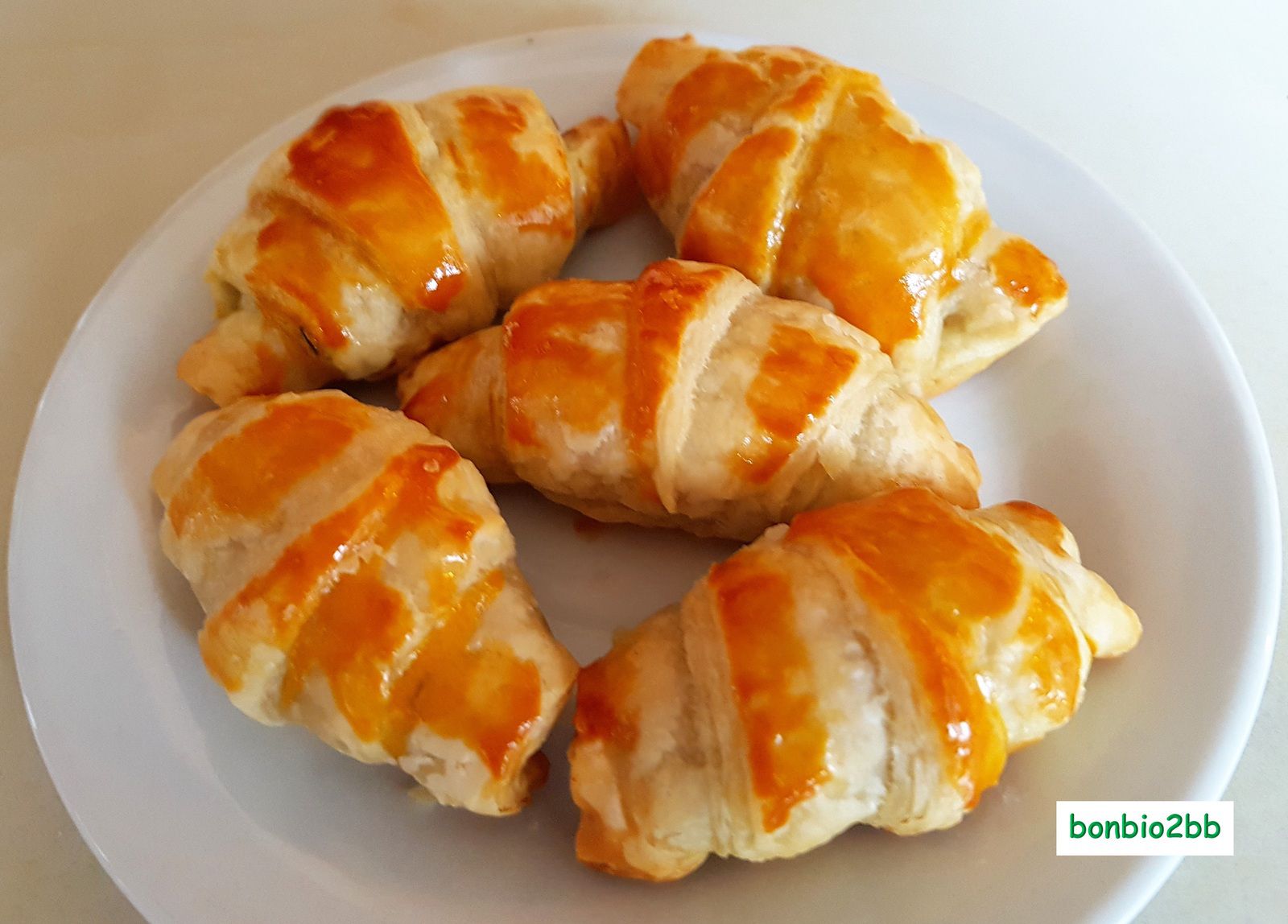 Apéro : mini-croissants feuilletés - Bon, Bio, la tambouille des Chabrouille