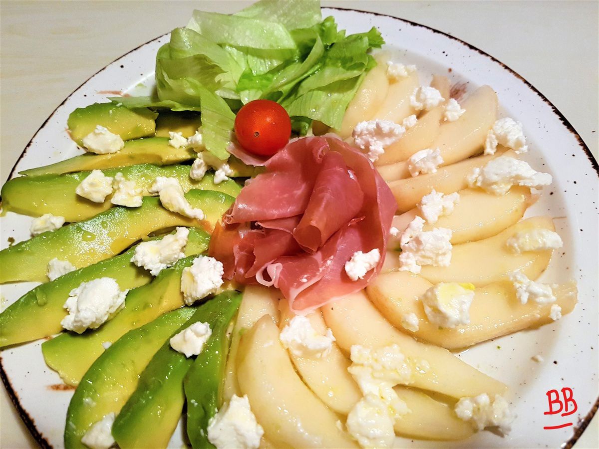 Assiette fraîche poire-avocat - Bon, Bio, la tambouille des Chabrouille