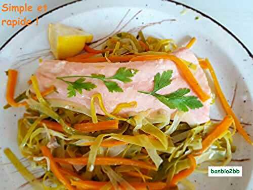 Filet de saumon express, julienne de poireaux et carottes - Bon, Bio, la tambouille des Chabrouille