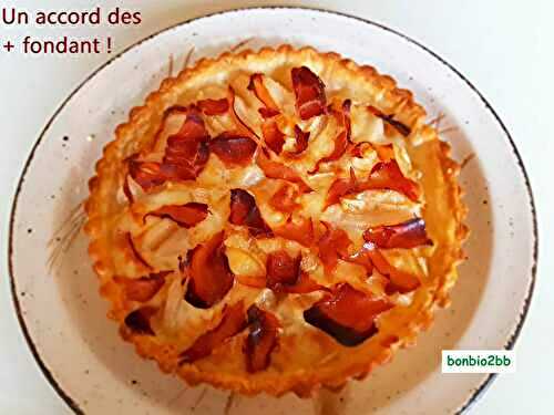 Tarte fine aux poires, brebis basque et speck - Bon, Bio, la tambouille des Chabrouille