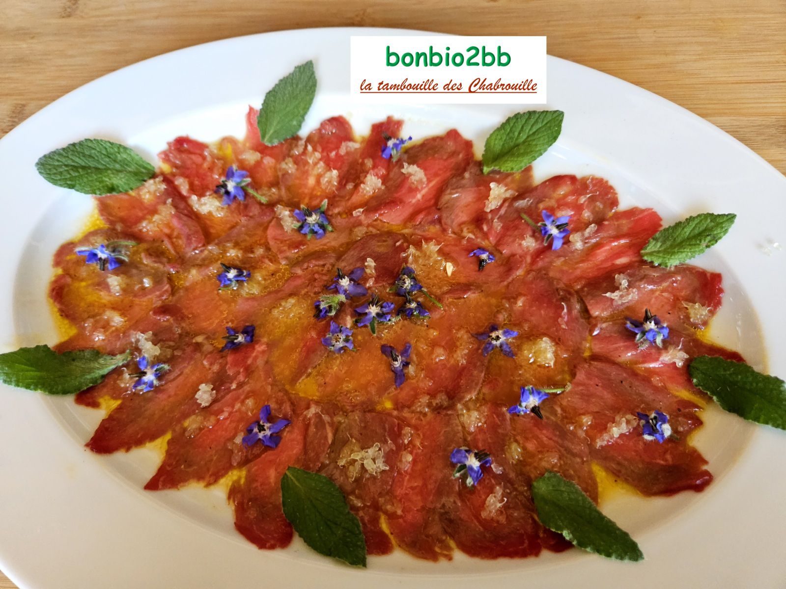 Carpaccio, fruits de la passion, citron caviar et fleurs de bourrache - Bon, Bio, la tambouille des Chabrouille