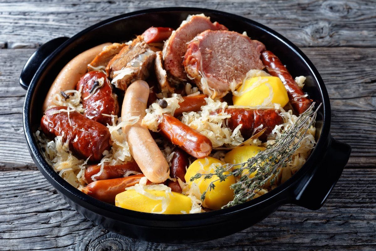 Choucroute garnie alsacienne