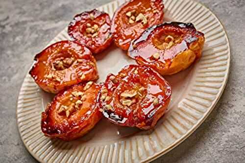 Coings au four, miel, noix et cannelle