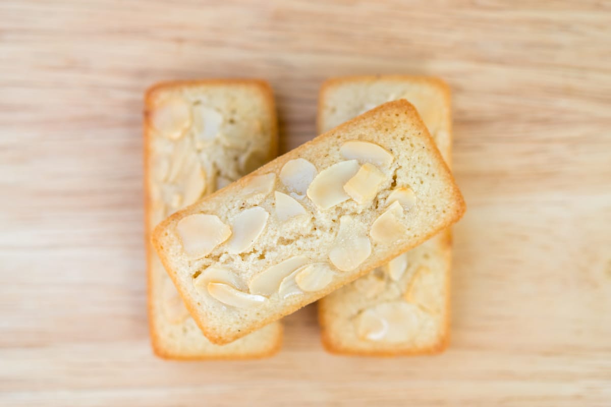 Financiers aux amandes effilées