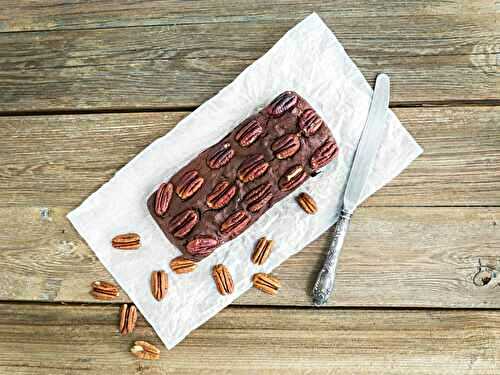 Gâteau au chocolat et aux noix de pécan