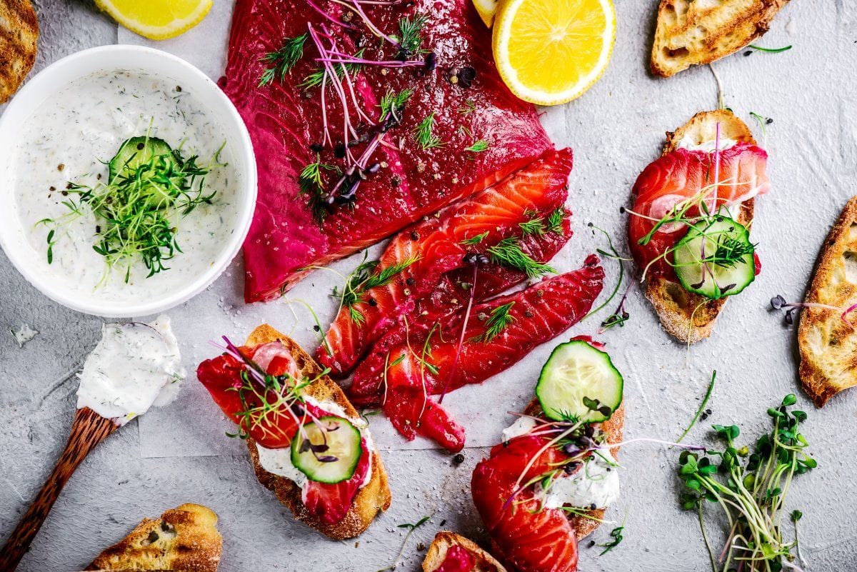 Gravlax de saumon à la betterave