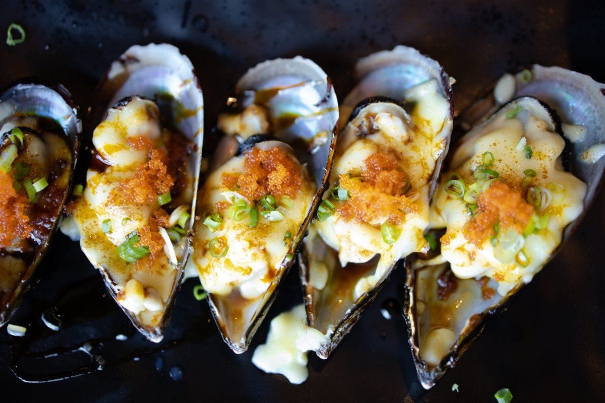 Moules gratinées au fromage gastronomiques