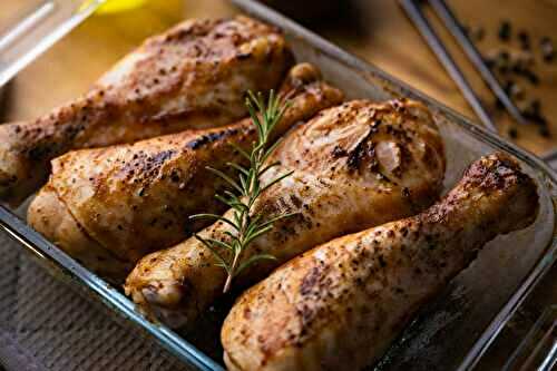 Pilons de poulet rôtis au four, romarin et poivre