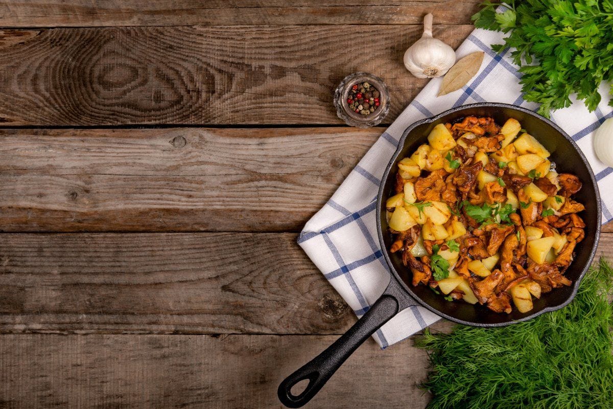 Poêlée de girolles aux pommes de terre