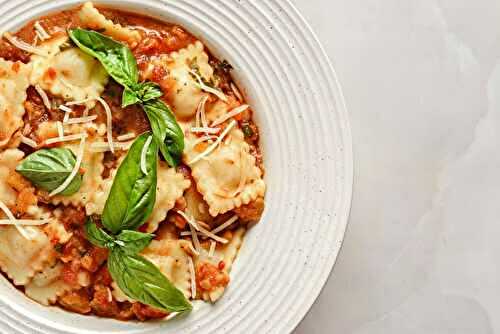 Raviolis maison à la sauce tomate et basilic