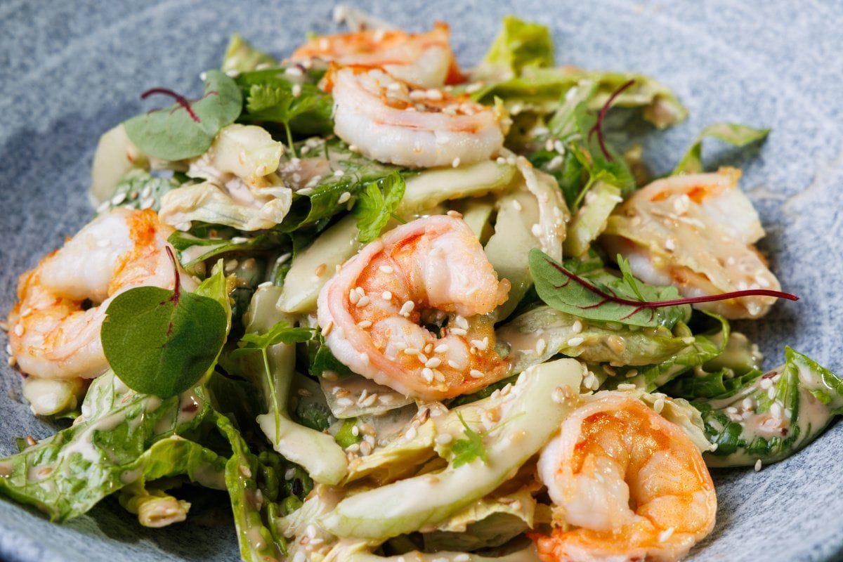 Salade de crevettes au sésame