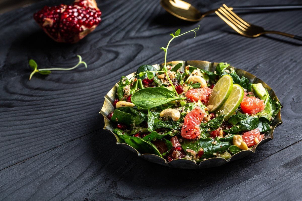 Salade de quinoa aux agrumes et épinards