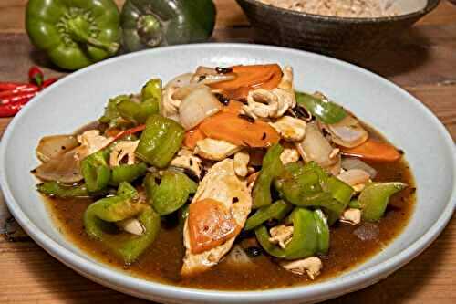 Sauté de poulet aux poivrons et carottes