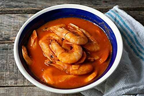 Soupe de crevettes à la tomate